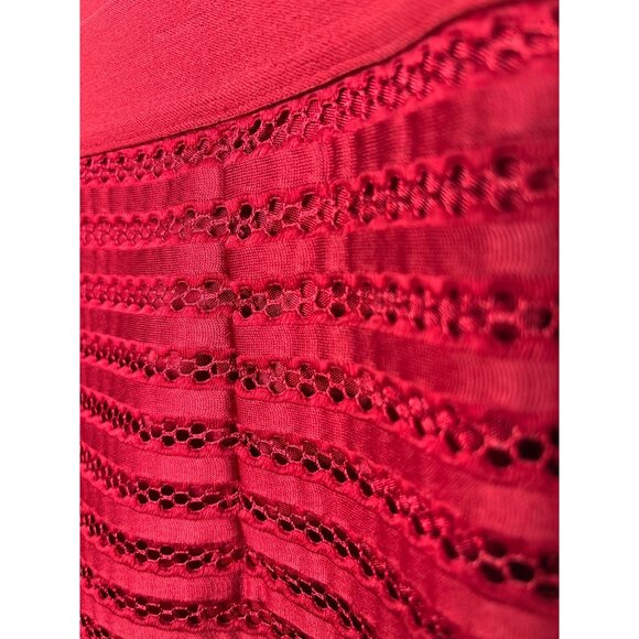 H&M Red Mesh Lace Flare Skater Mini Skirt Women’s Medium Holiday Party - Picture 8 of 8